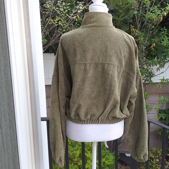 SHEIN Jacket Cropped Green Corduroy Zipper and (5) Snaps Front Med - Picture 2 of 7